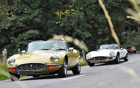 Sammlungsauflösung wg Krankheit Jaguar E-Type , Porsche Carrera, Chrysler ex Dita von Teese zu verkaufen
